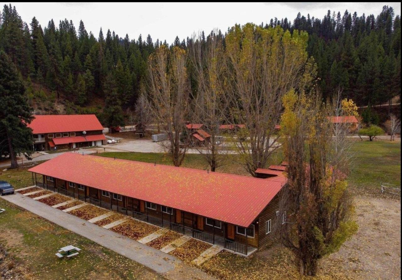 Southfork Lodge - Riverside Inn Lowman Esterno foto